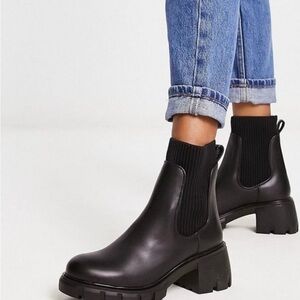 Steve Madden Hayle Platform Chelsea Slip-on Black Chunky Ankle Boots